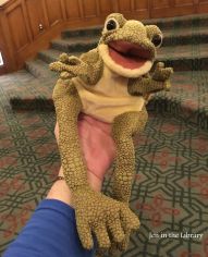 frog-puppet-jeninthelibrary